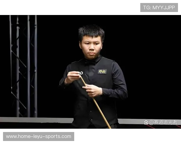 斯诺克国锦赛战报赛程：14岁小将一天两胜，中国12胜7负6人进32强，斯诺克国际赛