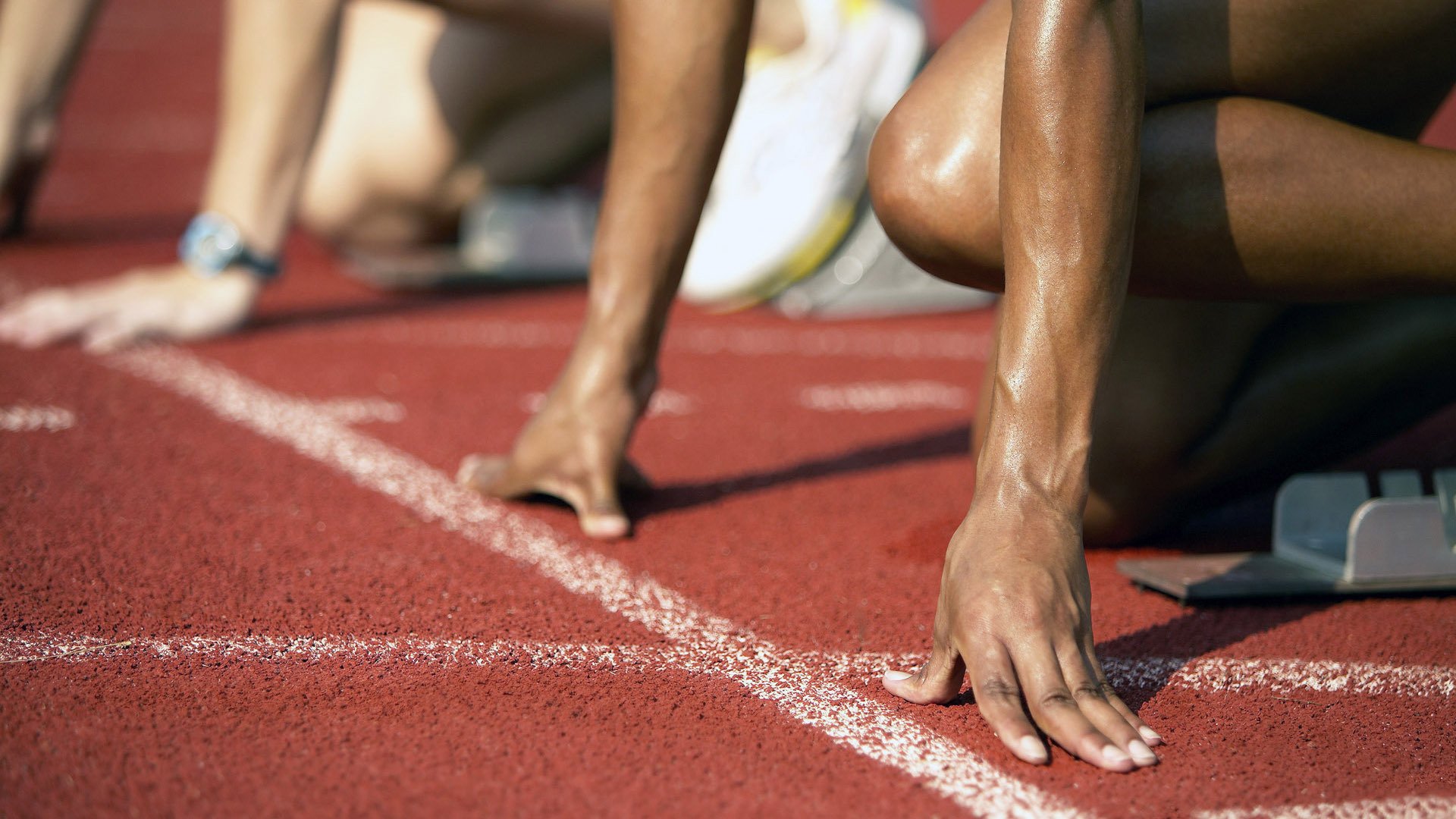 德甲战场火热：攻守激烈，精彩不断！，德甲打法