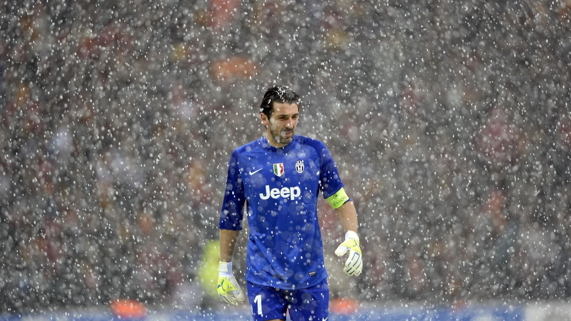 乐鱼官网介绍-美洲杯明星战：个人技巧点燃全场，美洲杯人气